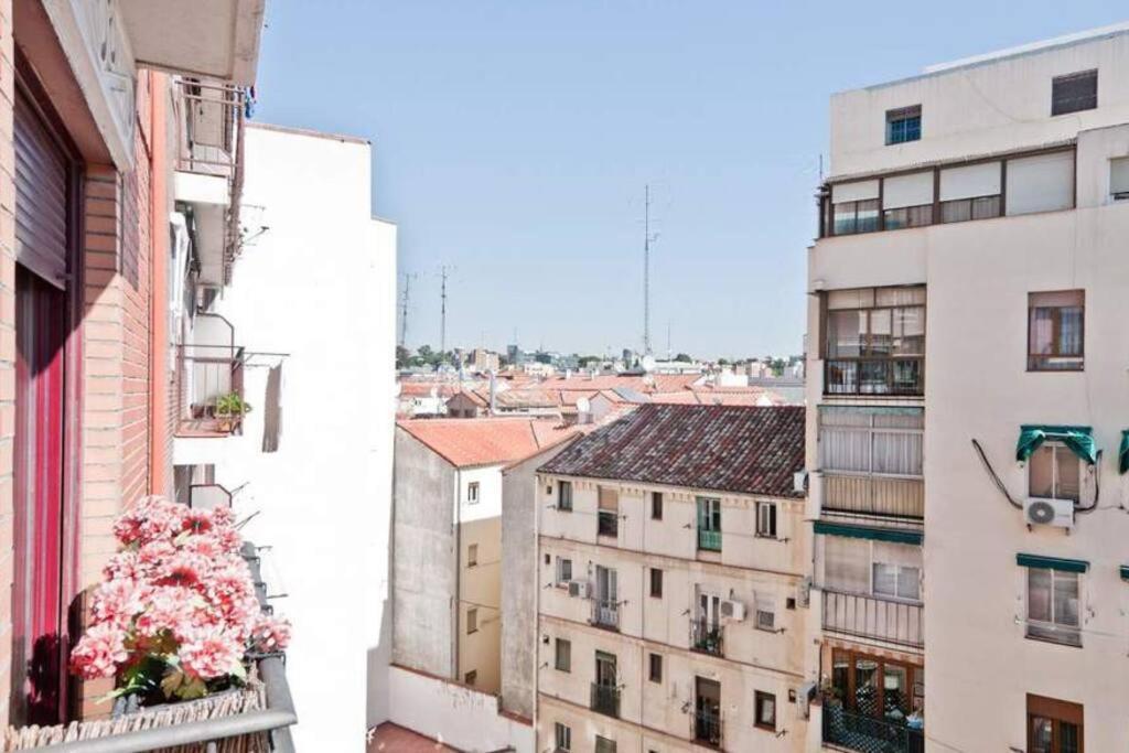 APARTAMENTO en ATOCHA - Silencioso y luminoso Madrid Exterior foto